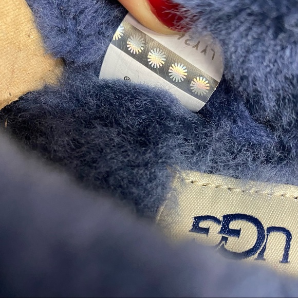 UGG | Cluggette Sequin Slippers Navy NEW in Box Gift - Picture 7 of 8